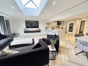 Photo 30- click for photo gallery